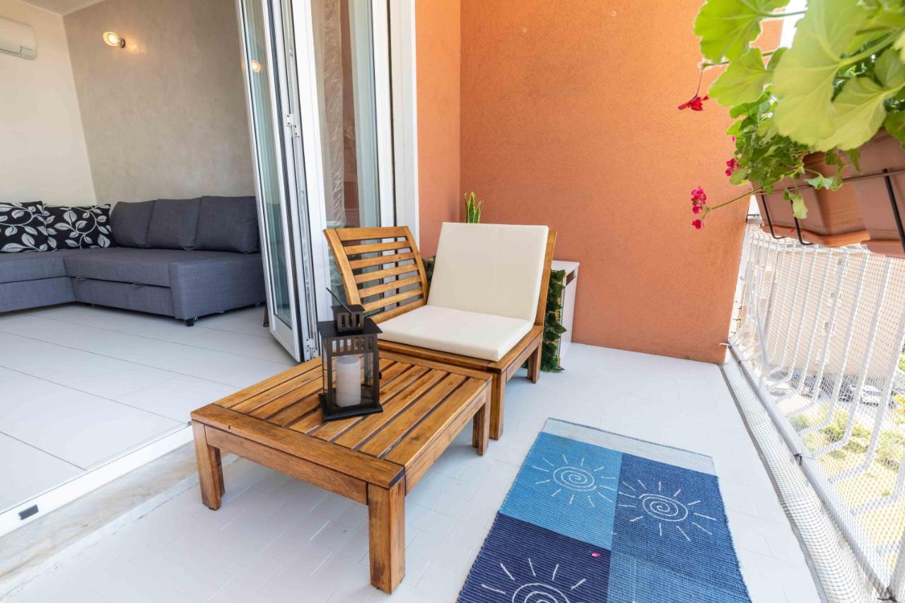 Terrazza Sul Lago - Open Space E Netflix เลคโค ภายนอก รูปภาพ